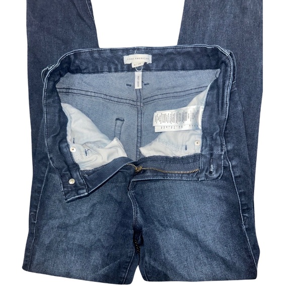 GOOD AMERICAN Good Legs Skinny Jeans - Picture 8 of 11